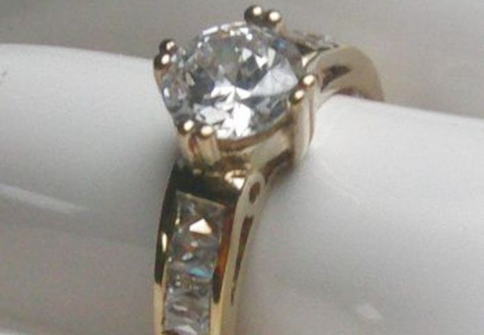 Ring, 925 Silber, vergoldet mit Topassteinen