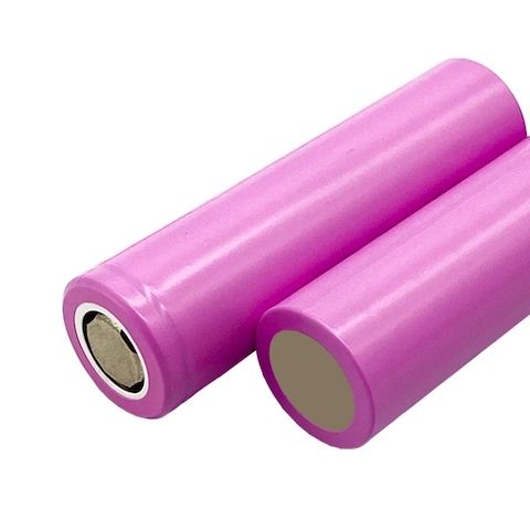 2× Samsung 18650 Li-Ion Akku – 3500 mAh / 3,7 V (wiederaufladbar)