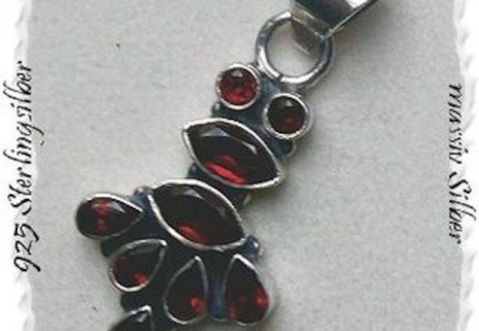 Granatanhänger, 925 Silber, massiv