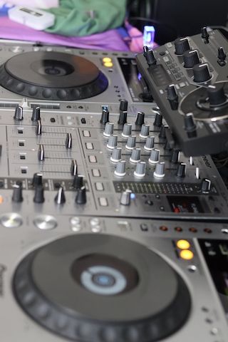 Pioneer DJM 700 Profi DJ Mixer