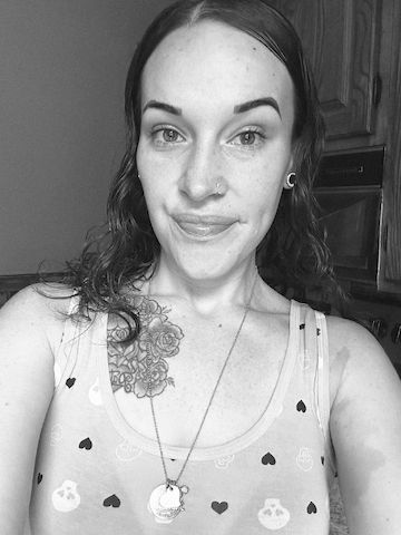 Hey, ich bin Karina, die Expertin für königliche Bj.