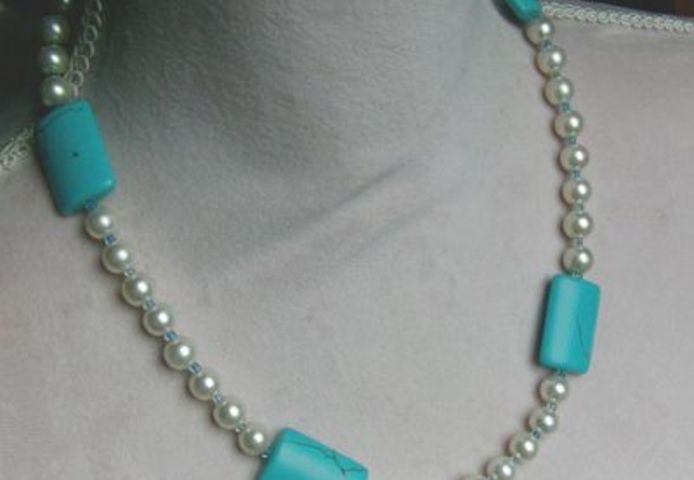 klassich schöne Perlen-Türkiskette