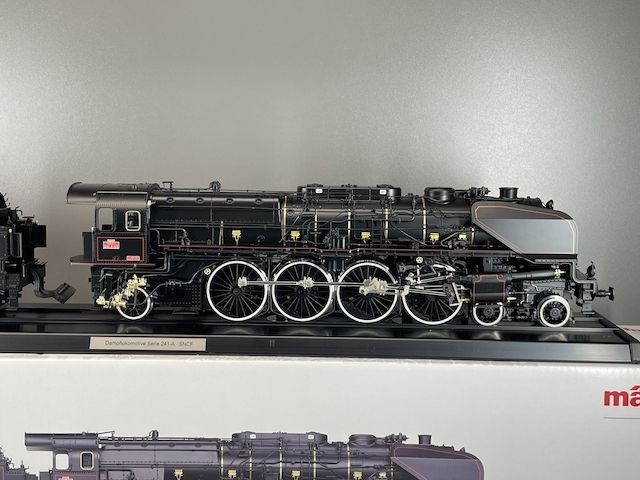 Märklin Digital Spur 1 Lokomotive