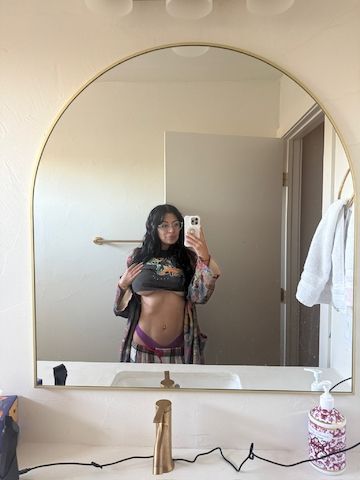 Erotische, langbeinige, reife Deutsche