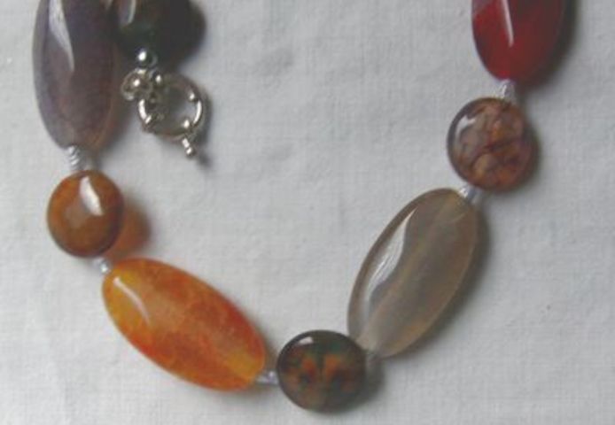 Edelsteinkette mit einen Regenbogenachat