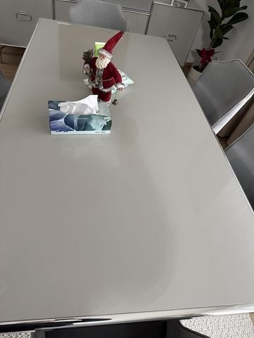 Esstisch mit 6 Stühlen