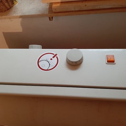 Miele Dampfbügelmaschine B 866 D