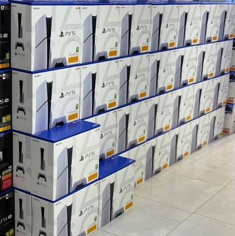 Sony PlayStation PS5 Pro, Sony PlayStation PS5 Slim, Nintendo Switch , Microsoft Xbox Series X 2TB