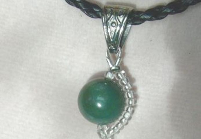 Anhänger, grüner Heliotrop mit Rocaille