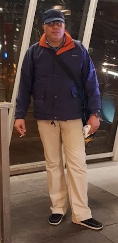 Auf der suchen nach Treffen mit Einer Frau & Einem Paar MF,FF & Transgender .