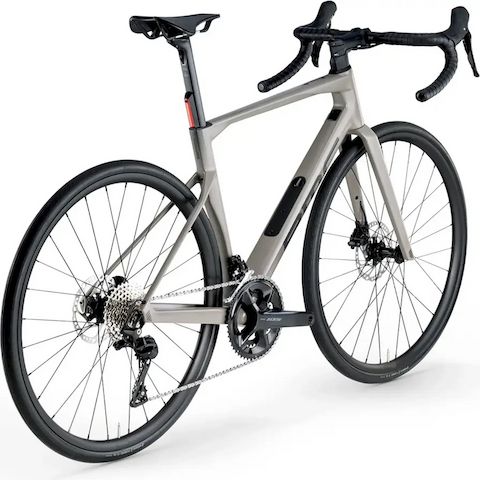 2026 BMC Roadmachine THREE (WIEKBIKE)