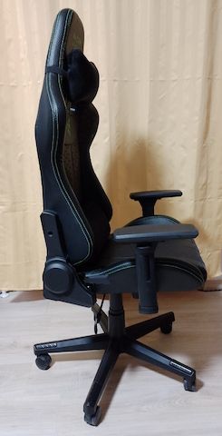 Gamer Sessel schwarz im Topzustand