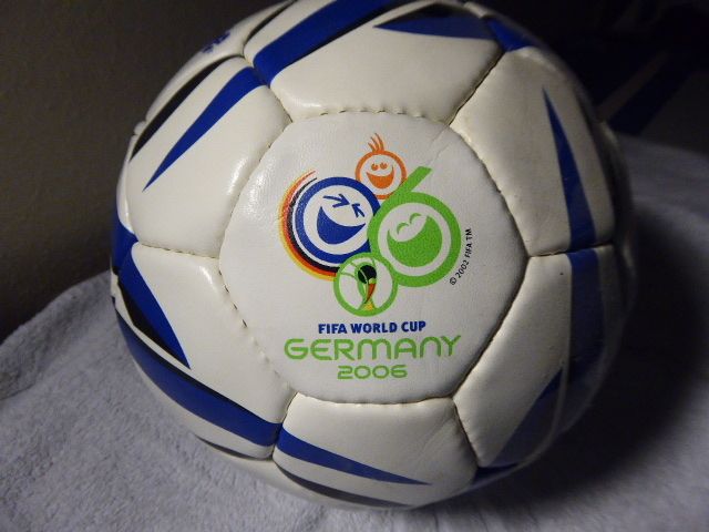 Leder Fussbälle   2 Stück