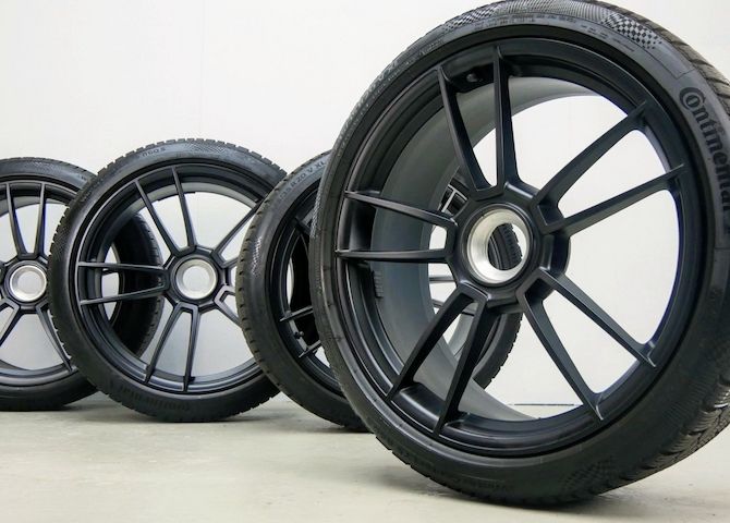 Porsche 911 992 Carrera GTS 20-21 Zoll Winterkomplettradsatz