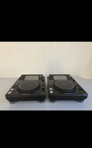 DJ Player 2 x Pioneer XDJ-1000MK2