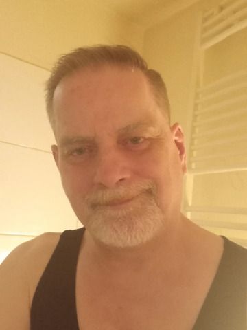 Devote Frauen aus Magdeburg gesucht 