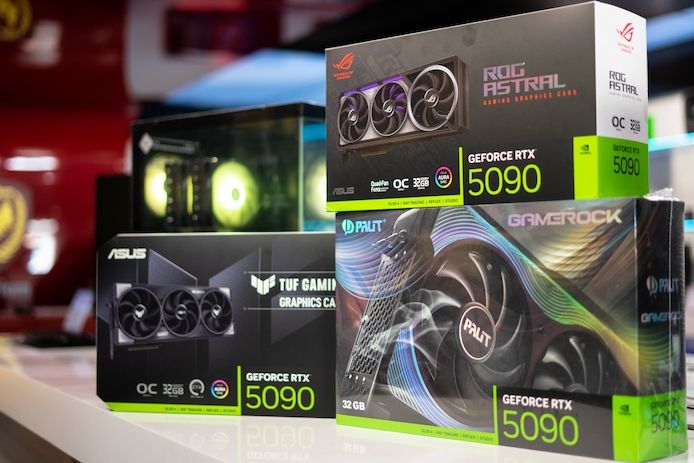 GeForce RTX 5090, RTX 5080, RTX 5070 Ti, RTX 5070, RTX 4090, RTX 4080 Super, RTX 4080, RTX 4070 Ti