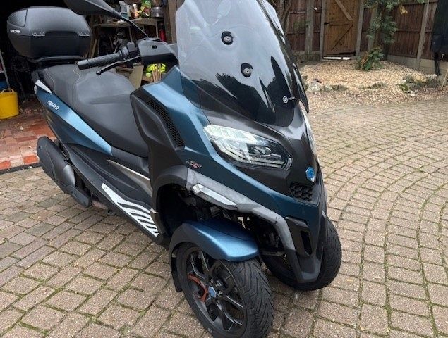 Piaggio MP3 530 HPE Exclusive CVT Euro 5 Benzin-Automatik, Baujahr 2022