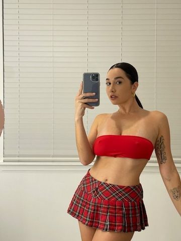 SIE SUCHT IHN ❤️