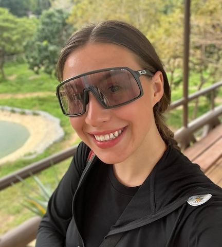 Du kannst mich nur schriftlich kontaktieren. Hinterlasse mir gerne eine Nachricht auf meinem Handy.