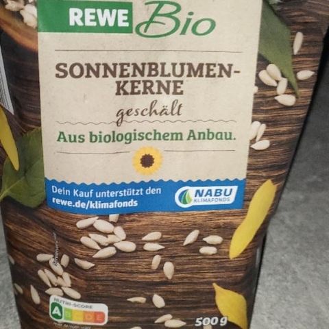 Wildvogelfutter, Meisenknödel, Erdnussbutter, Nüsse, SB-Kerne, Cashewkerne