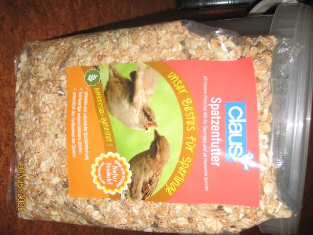 Wildvogelfutter, Meisenknödel, Erdnussbutter, Nüsse, SB-Kerne, Cashewkerne