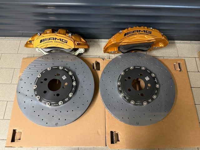 Mercedes AMG Ceramic Bremsanlage