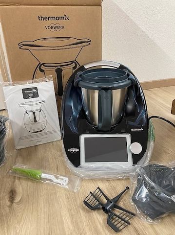 Thermomix TM6 neu im Karton.