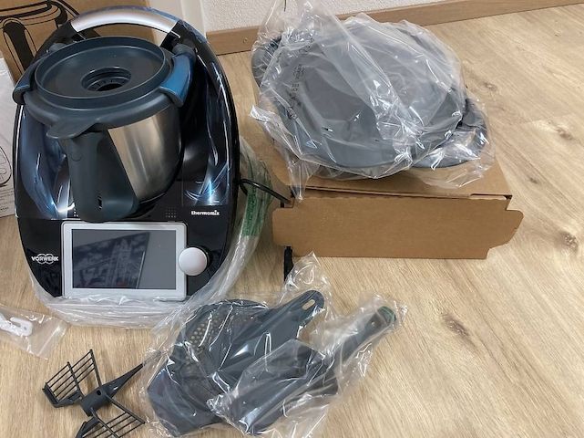 Thermomix TM6 neu im Karton.