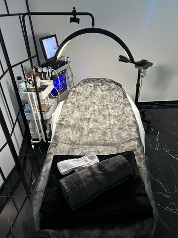 Kosmetikstudio abzugeben