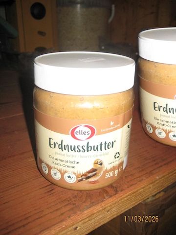 Wildvogelfutter, Meisenknödel, Erdnussbutter, Nüsse, SB-Kerne, Cashewkerne