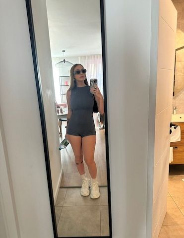 Escort für heiße Sex-Treffen verfügbar