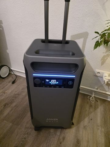 Anker SOLIX F3800 3860 WH Power Station