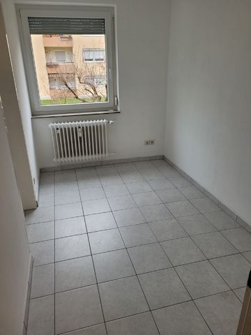 Helle renovierte 2 ZKB in Esslingen Weil