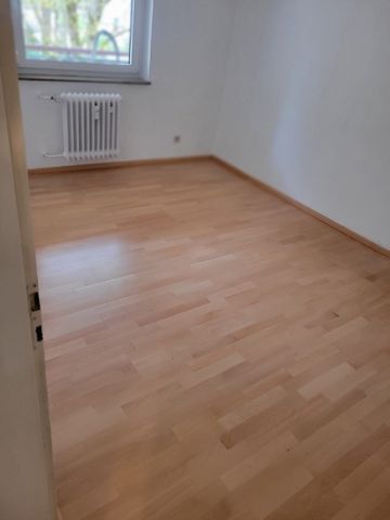 Helle renovierte 2 ZKB in Esslingen Weil