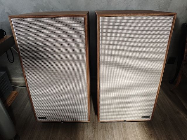 Pylon Jade 30 Lautsprecher im Top Zustand