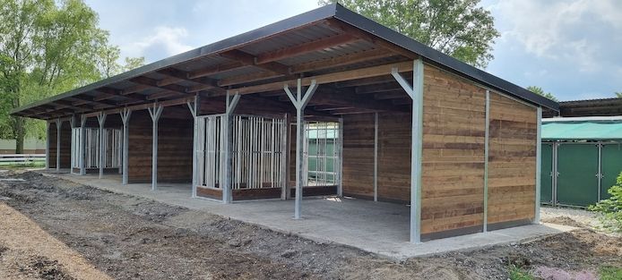 Futterraufe & Heuraufe, Pferderaufe und Fressgitter | ACTIVE Pferdehaltung