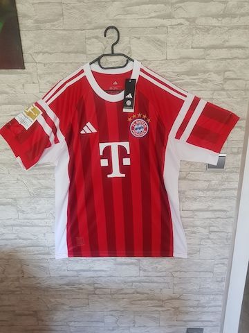 FC Bayern München Trikots XL