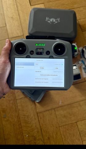 DJI Mini 4 Pro Fly More Combo