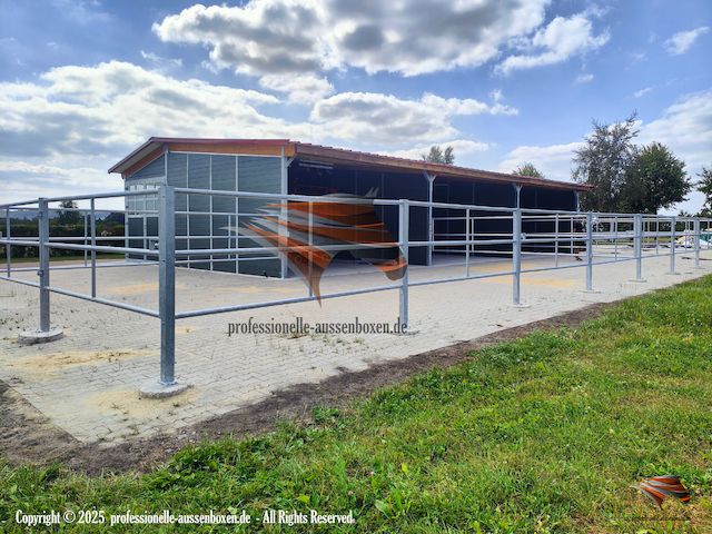 Pferdestall bauen & Außenstall kaufen, ideale Ställe für Pferde