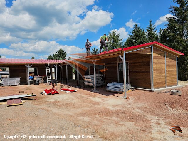 Pferdestall bauen & Außenstall kaufen, ideale Ställe für Pferde