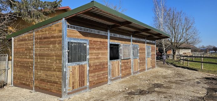 Außenstall & Pferdestall MEGA-ANGEBOT Pferdebox kaufen, ideale Ställe