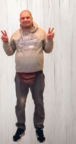 Hallo und herzlich Willkommen