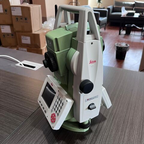 Leica TS09 Totalstation – Präzise Vermessungslösung für Bauunternehmen und Vermessungsingenieure