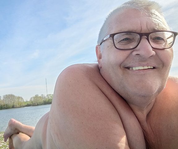 Begleitung für Wellness gesucht