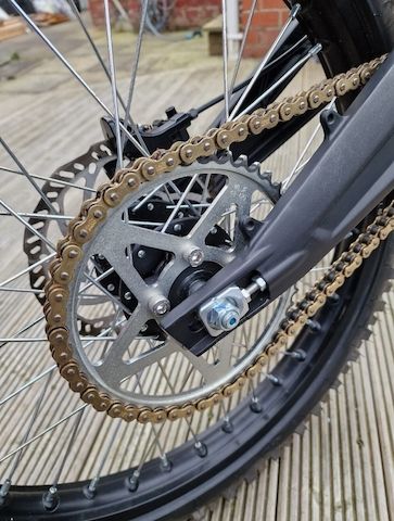 Sur-Ron Light Bee X E-Bike, Baujahr 2023