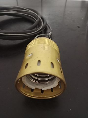 2 Stück E 40 Hängefassung mit Stahlseil und Kabel