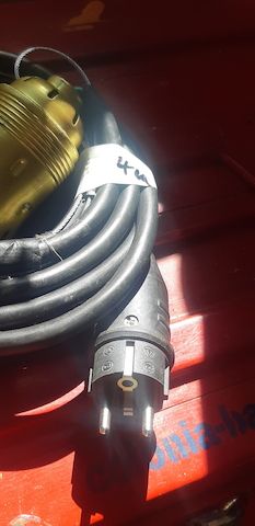 2 Stück E 40 Hängefassung mit Stahlseil und Kabel