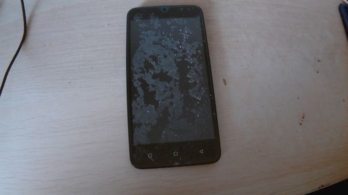 smartphone als defekt  und zubehör an