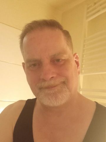 Suche Frauen aus Magdeburg und nähren Umgebung 